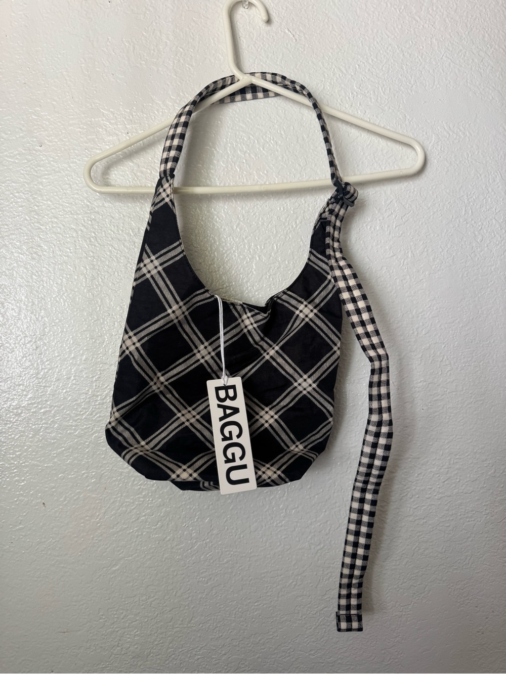 BAGGU Black & Cream Plaid Shoulder Bag